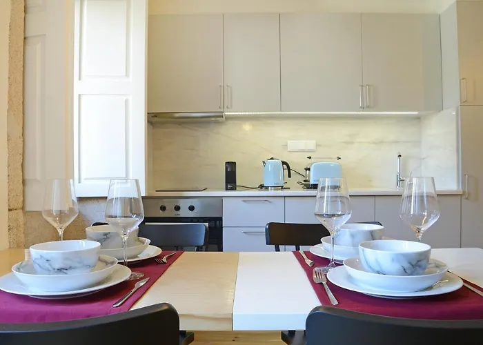 Liiiving In - Historic Clerigos Porto