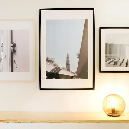 Liiiving In - Historic Clerigos * Порту