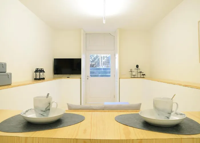 Liiiving In - Historic Clerigos