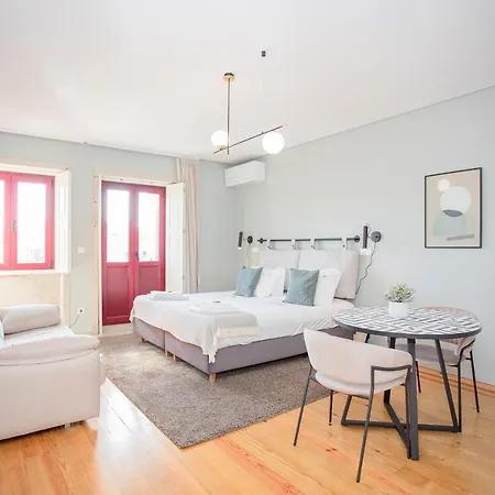 Apartament Liiiving In - Historic Clerigos
