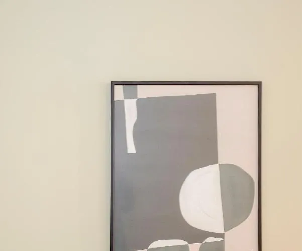 Liiiving In - Historic Clerigos